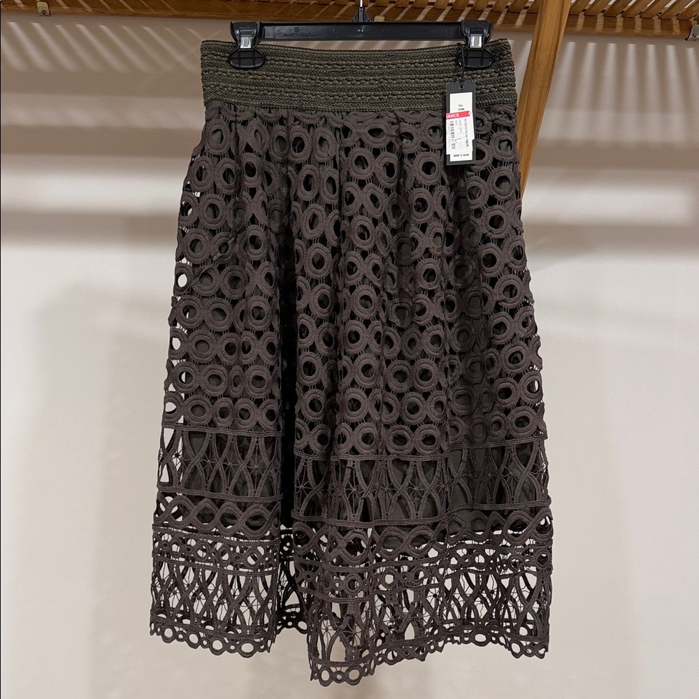 Romeo & Juliet Dark Green Lace Skirt